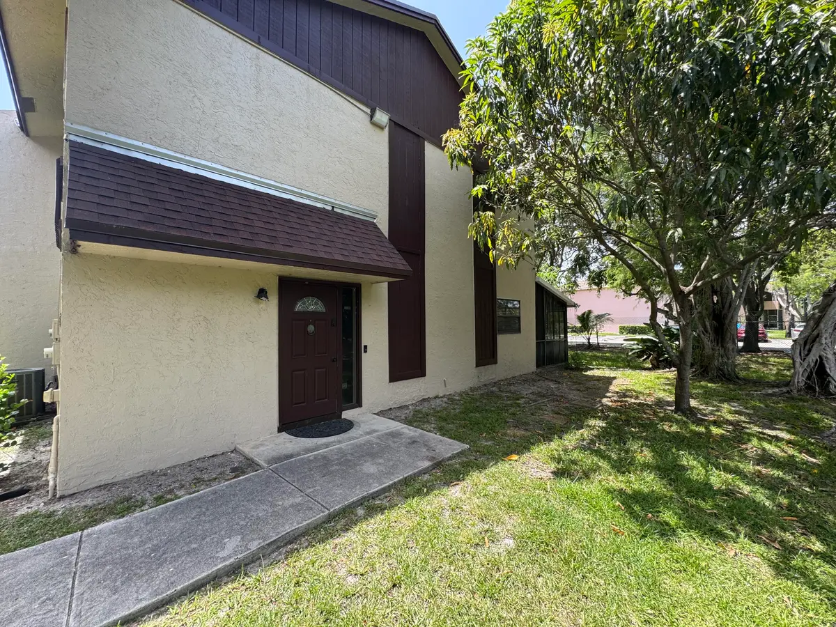 IMG_0794 at 613 NW 47TH Street, Deerfield Beach