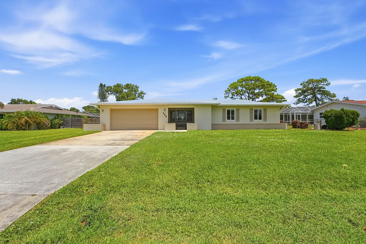 01_dsc09647 at 409 SE Gasparilla Avenue, Port St. Lucie
