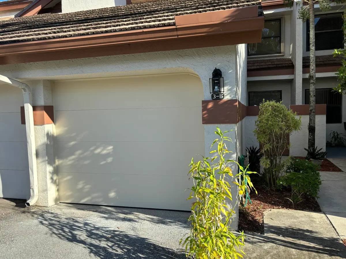 12692-new-garage at 12692 Shoreline Drive 3B, Wellington