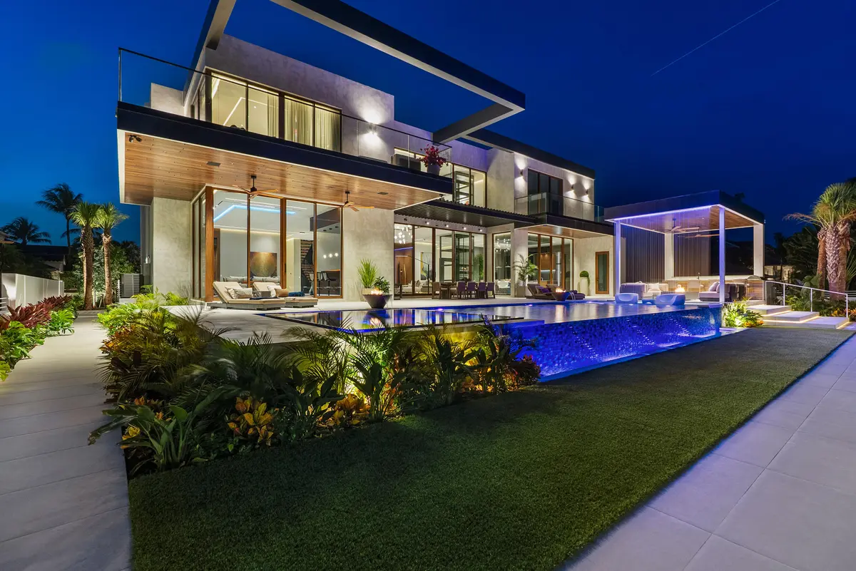 pool-deck16 at 2600 NE 24TH Street, Lighthouse Point