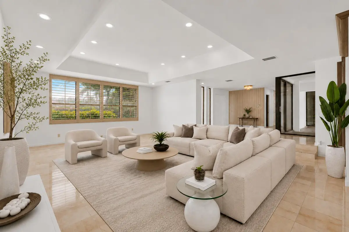Living Room at 3500 N 45th Avenue, Hollywood