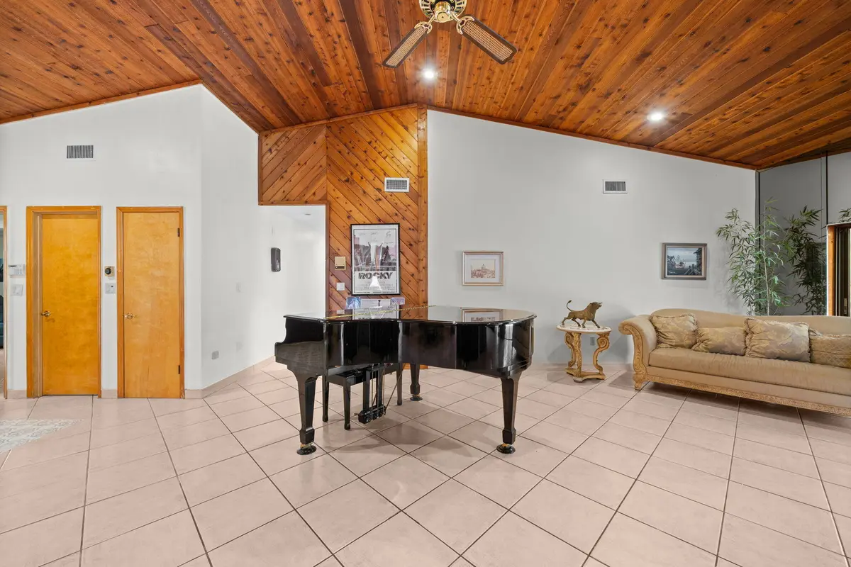 Family Room at 11182 NW 18th Court, Coral Springs