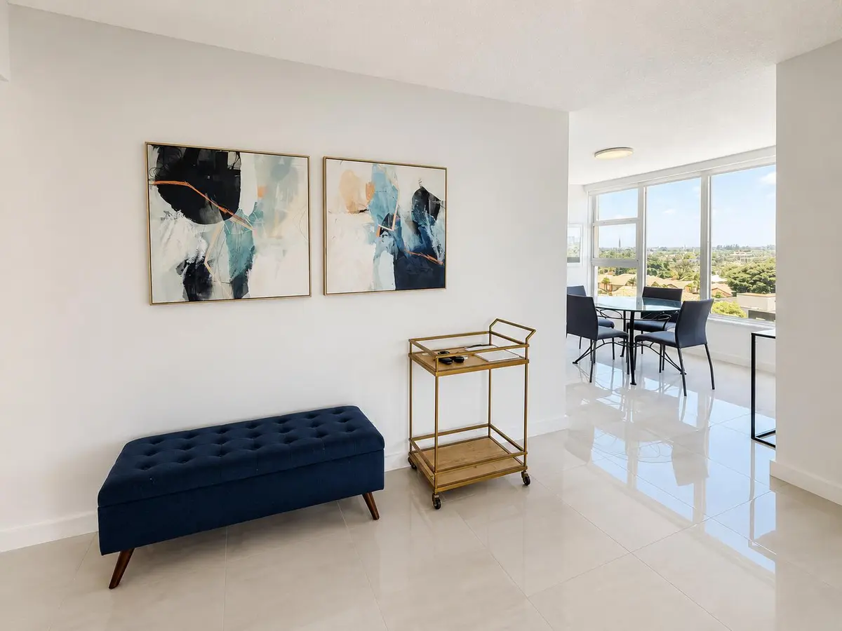 Foyer 2 at 1620 S Ocean Boulevard 8H, Lauderdale-By-The-Sea