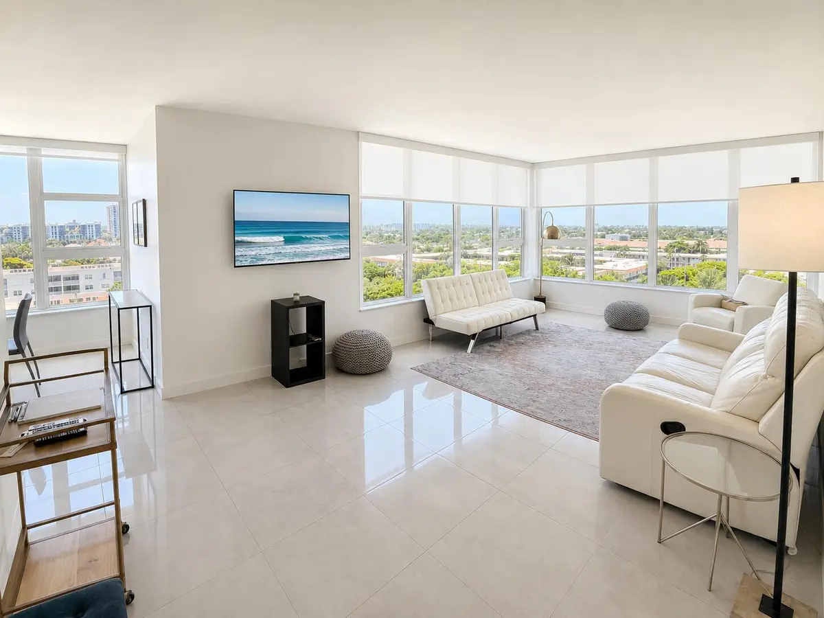 Living at 1620 S Ocean Boulevard 8H, Lauderdale-By-The-Sea