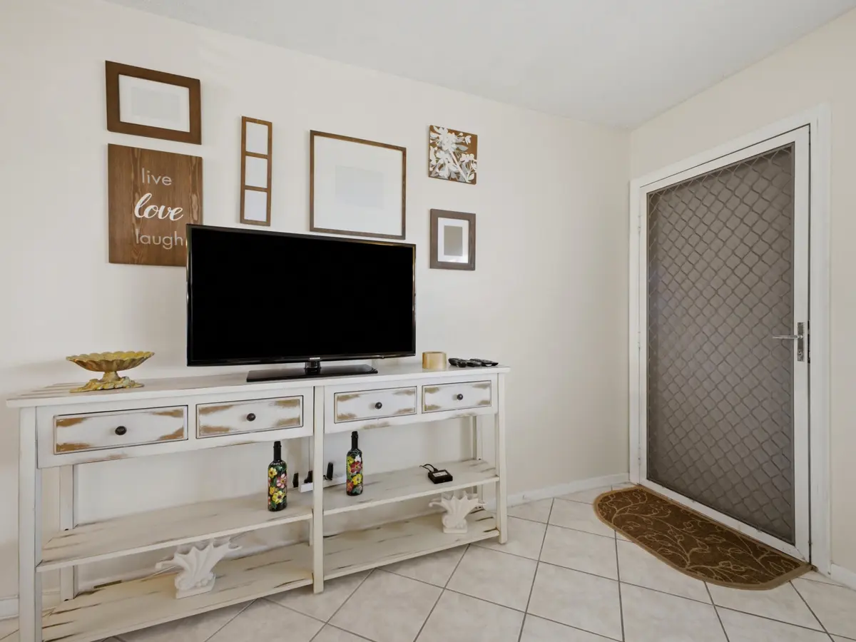 Foyer at 350 Horizons 302, Boynton Beach