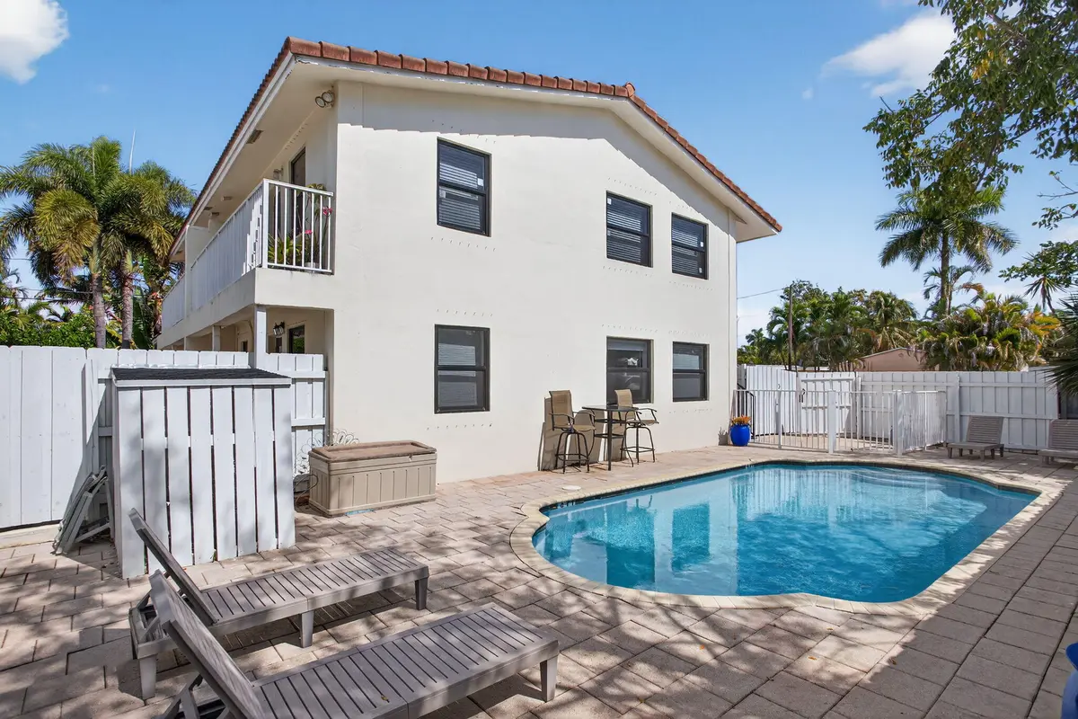 3-web-or-mls-1501-0722 at 1501 NE 7TH Avenue 3, Fort Lauderdale