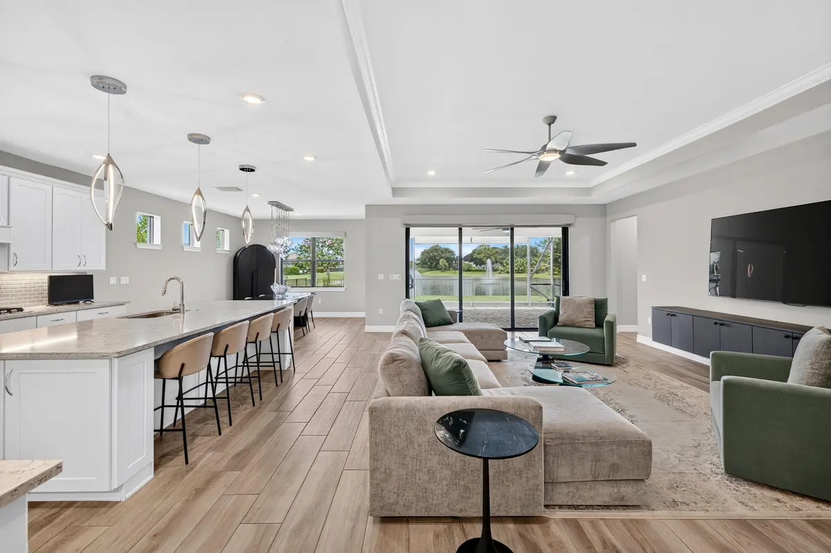 10-web-or-mls-699A4070 at 4609 PINEHURST Trail, Oakland Park