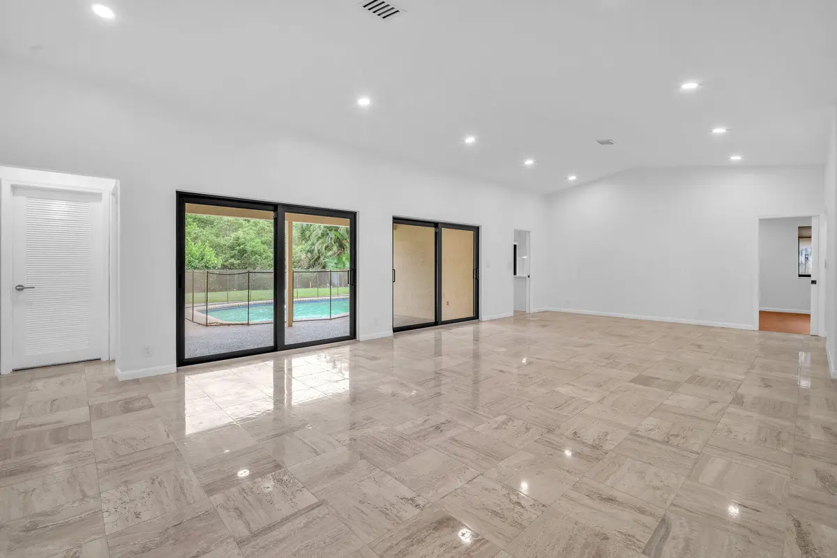 7-web-or-mls-DSC05447 at 3020 N 34TH Street, Hollywood
