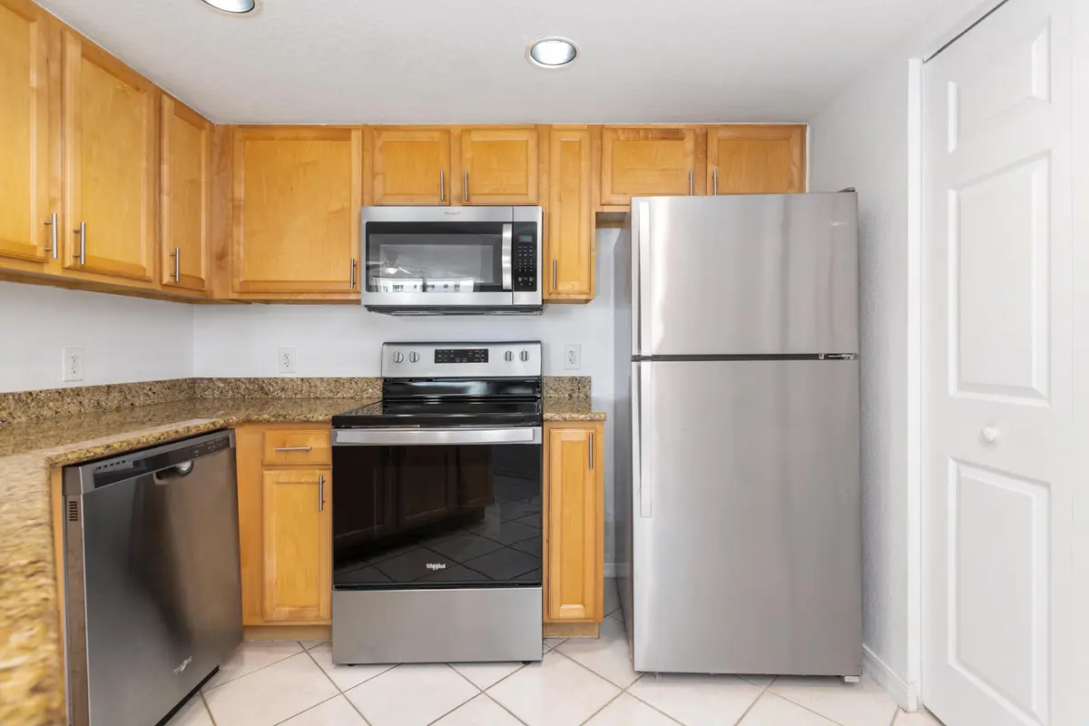low-6 (3) at 1801 N Flagler Drive 608, West Palm Beach