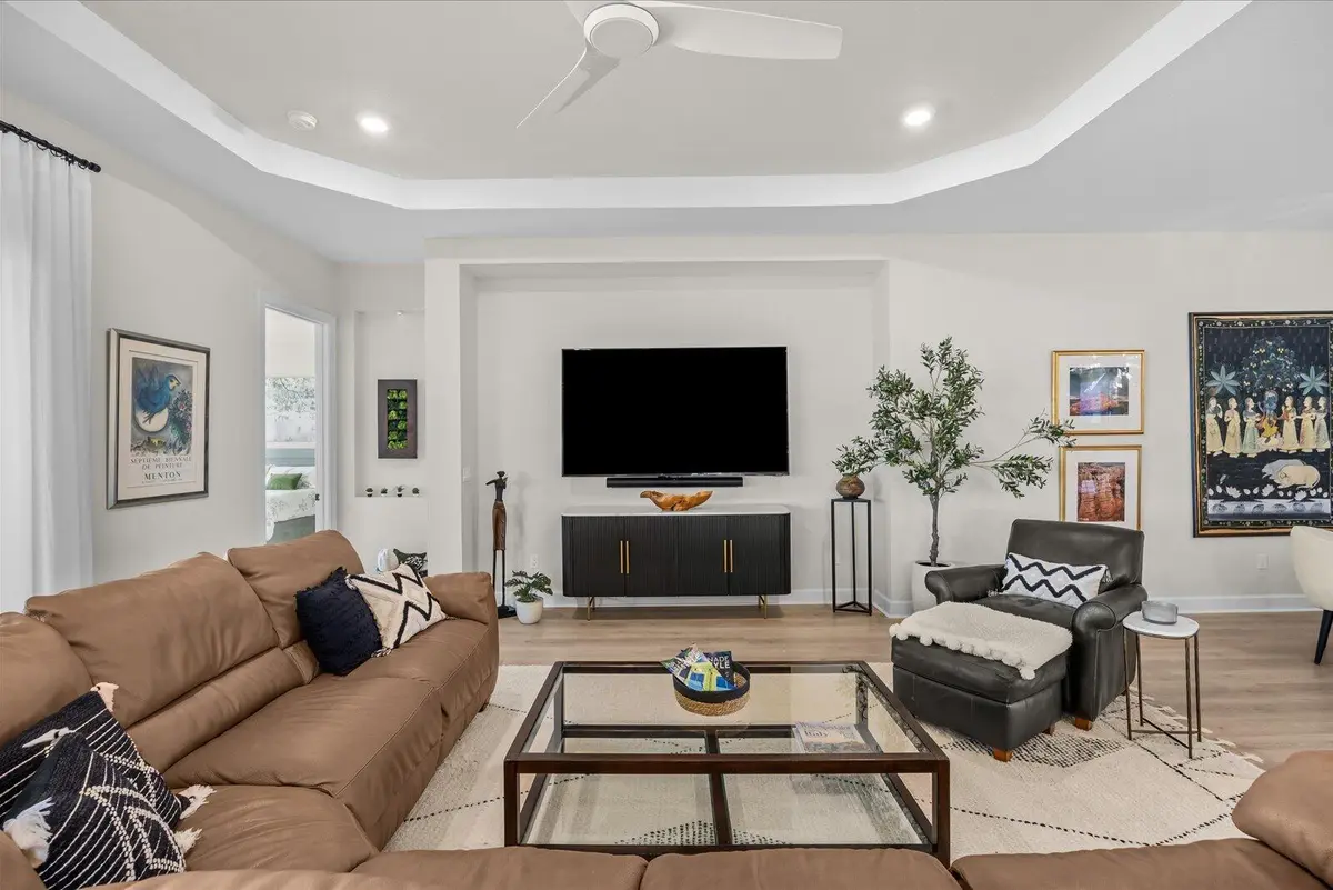 2-al in-32 at 13308 SW Alejandro Court, Port St. Lucie