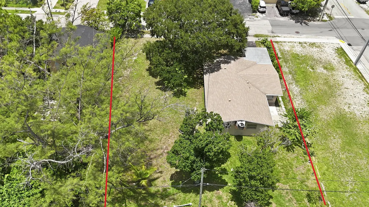 Back 2 at 440-436 NW 7th Terrace, Fort Lauderdale