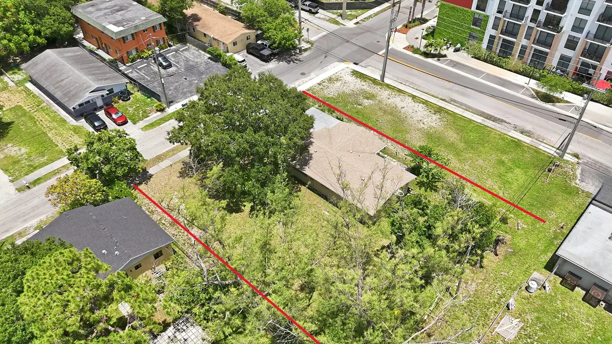Back 4 at 440-436 NW 7th Terrace, Fort Lauderdale