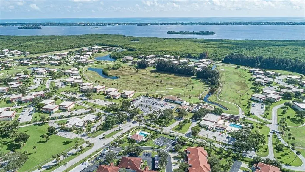 Front at 106 Spring Lake Court 201, Vero Beach