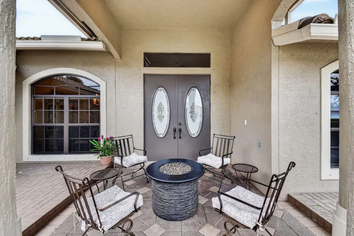 118FernwoodCrescent(8) - Copy at 118 Fernwood Crescent, Royal Palm Beach