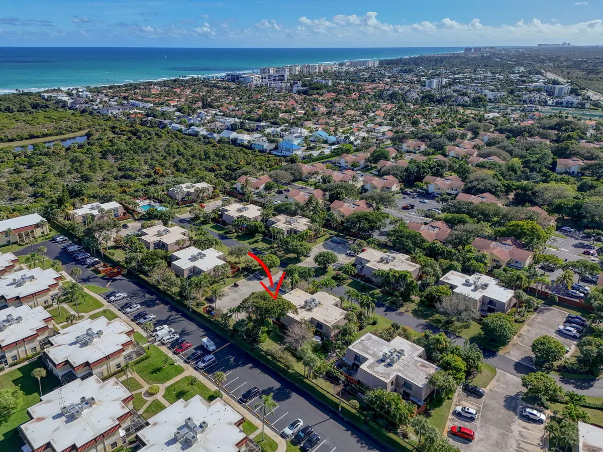 63-web-or-mls-DJI_20251217132224_0136_D- at 112 OCEAN COVE Drive, Jupiter