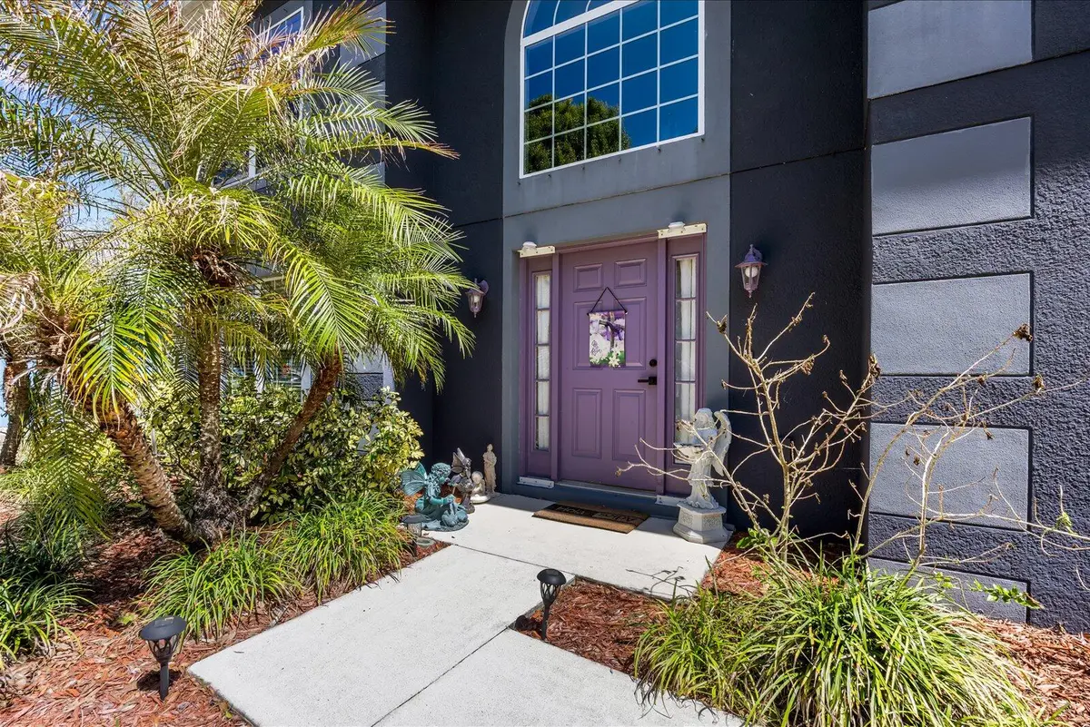05-ev in-44 at 813 Evernia Street, Sebastian