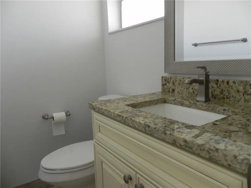1/2 bath at 4650 Washington Street 207, Hollywood