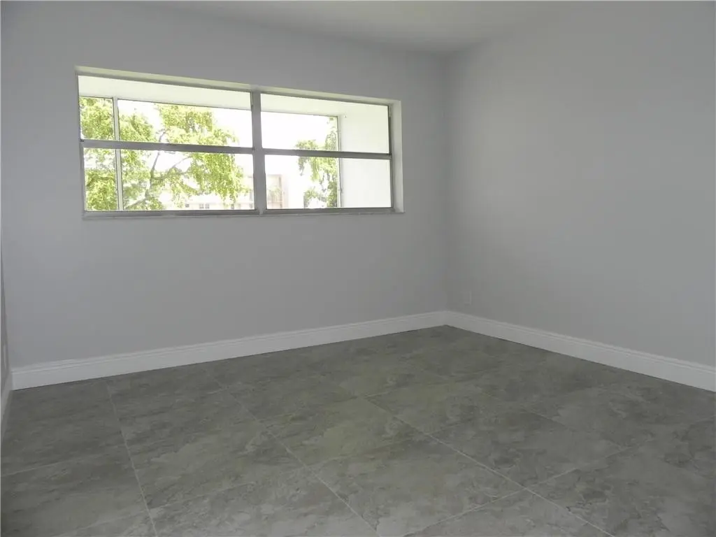 Photo 11 at 4650 Washington Street 207, Hollywood