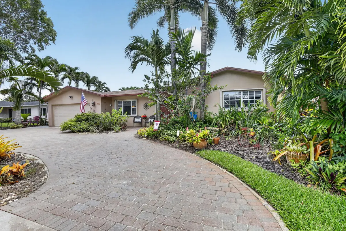 3-web-or-mls-_A7A8516 at 1851 NW 106TH Avenue, Pembroke Pines