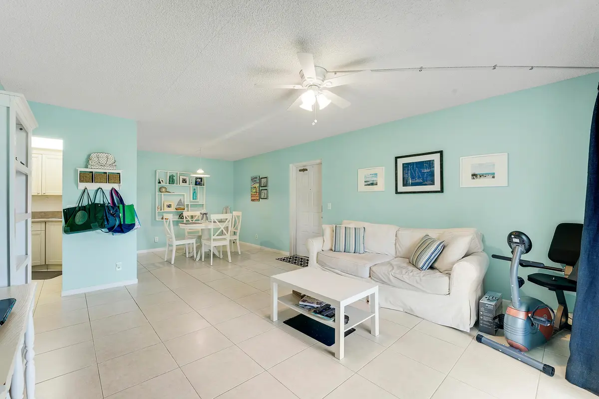 House-6 at 1112 Green Pine Boulevard G1, West Palm Beach