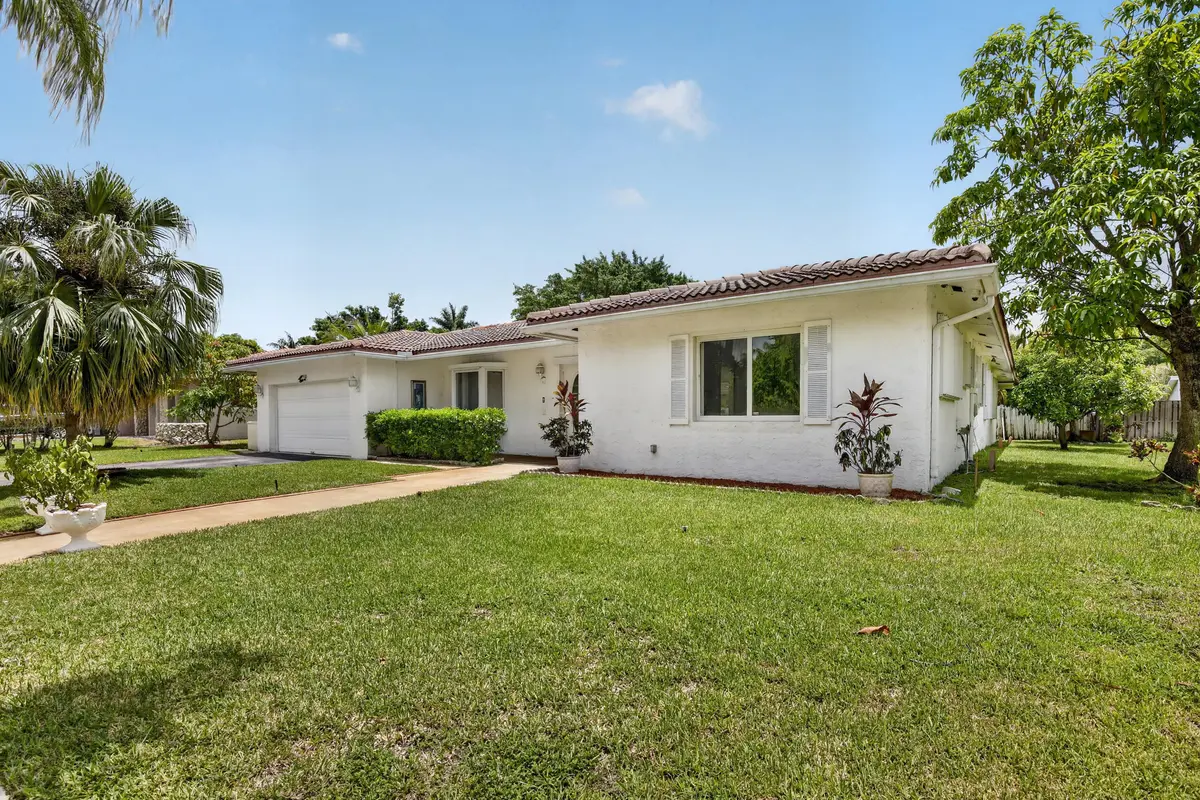 4-print-_A7A8822 at 410 Bonaventure Boulevard, Weston