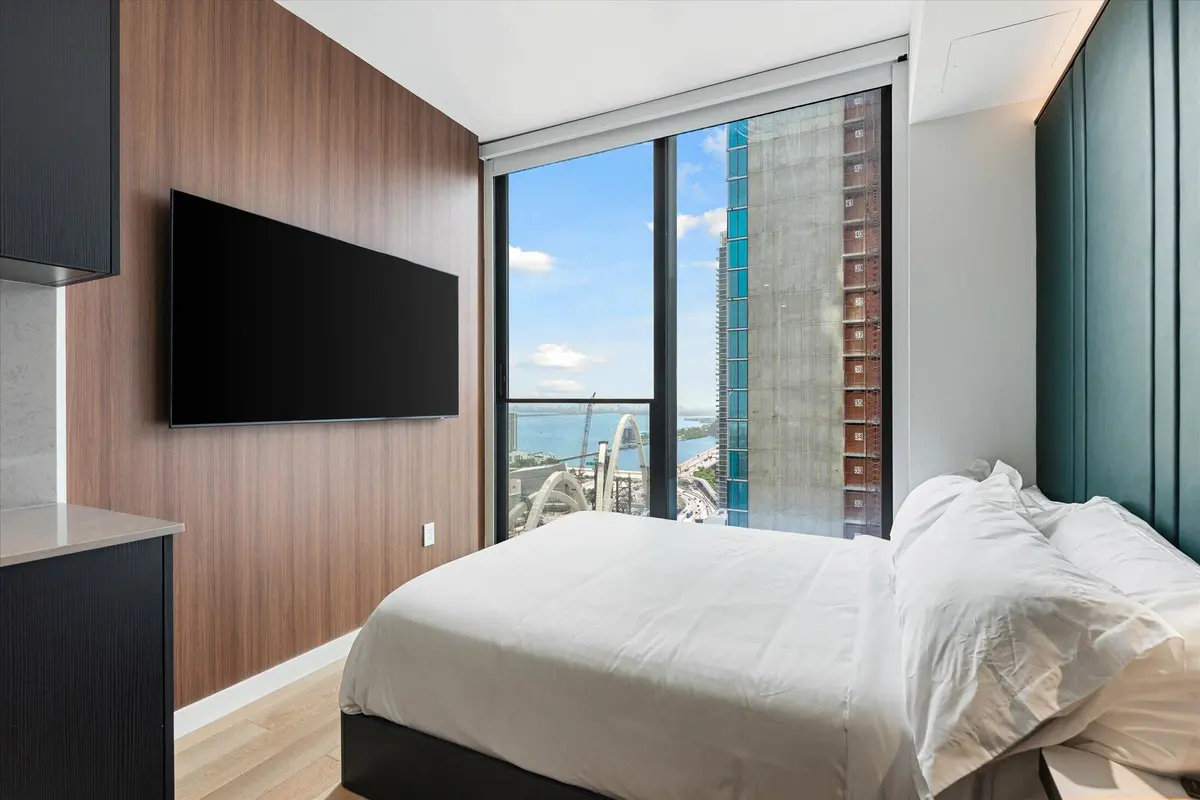 Studio Bed View at 20 NE 11th Street EXPH06A, Miami