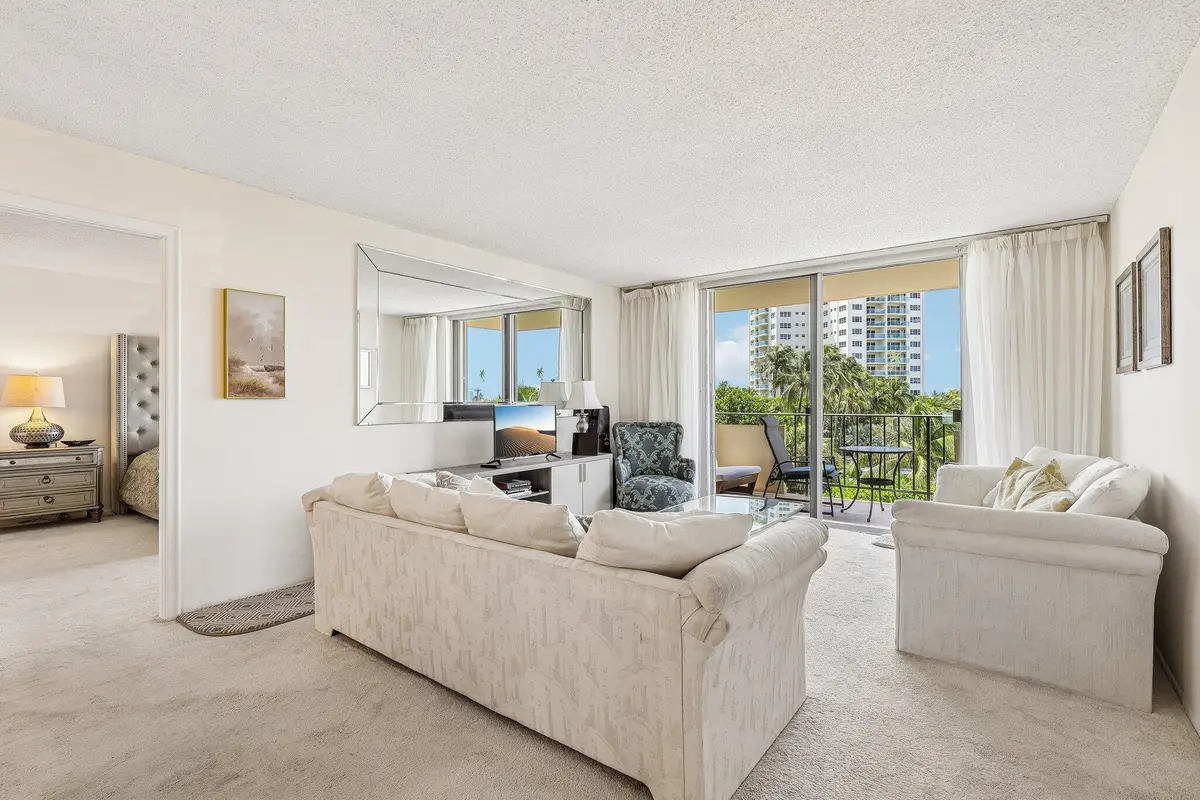 3-web-or-mls-S Ocean Blvd 3L-S1507-003 at 2000 S OCEAN Boulevard 3L, Lauderdale-By-The-Sea