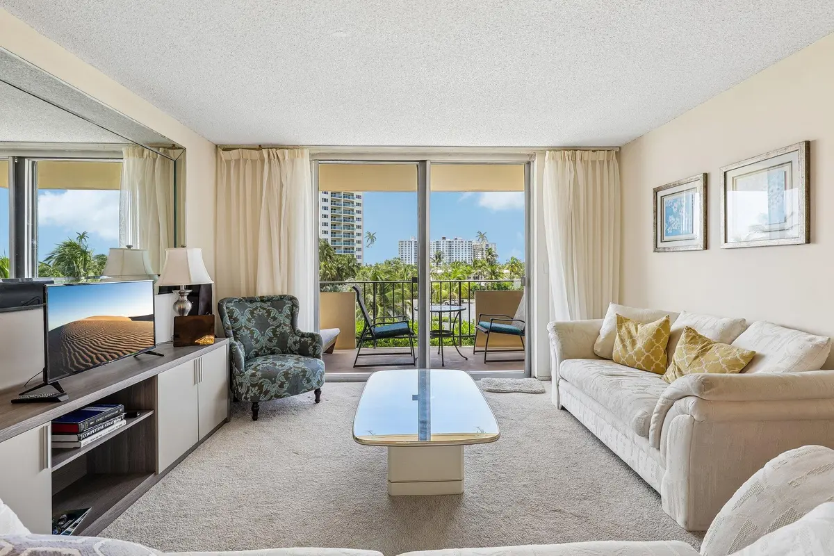 4-web-or-mls-S Ocean Blvd 3L-S1507-004 at 2000 S OCEAN Boulevard 3L, Lauderdale-By-The-Sea