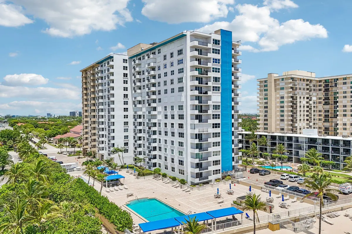 43-web-or-mls-S Ocean Blvd 3L-S1507-043 at 2000 S OCEAN Boulevard 3L, Lauderdale-By-The-Sea