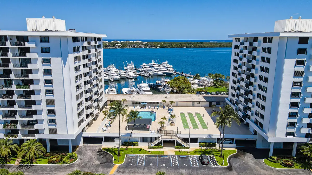 IMG_4660 at 1208 MARINE Way 901, North Palm Beach