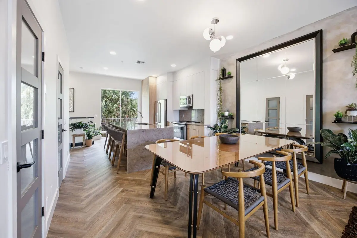 Dining Area at 2465 NE 14TH ST Causeway, Pompano Beach