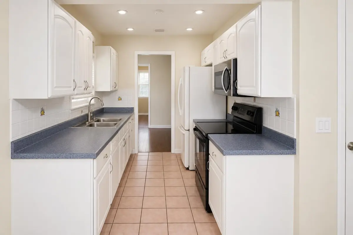 Kitchen at 2490 SE Whitehorse Street, Port St. Lucie