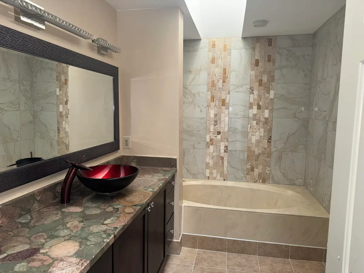 Master Bathroom at 5088 Thyme Drive, Palm Beach Gardens