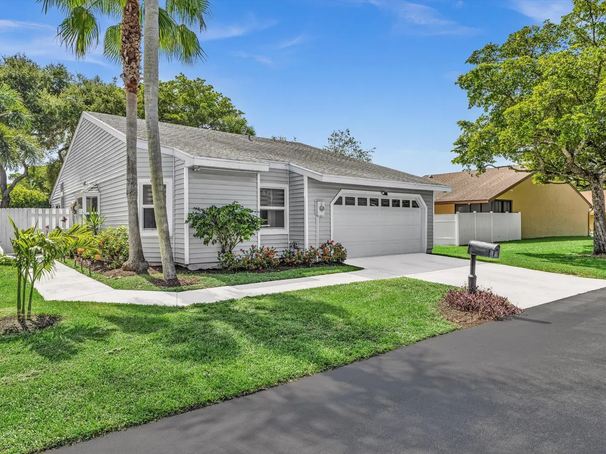 03-FPP00021 at 8 Hawthorne Lane, Boynton Beach