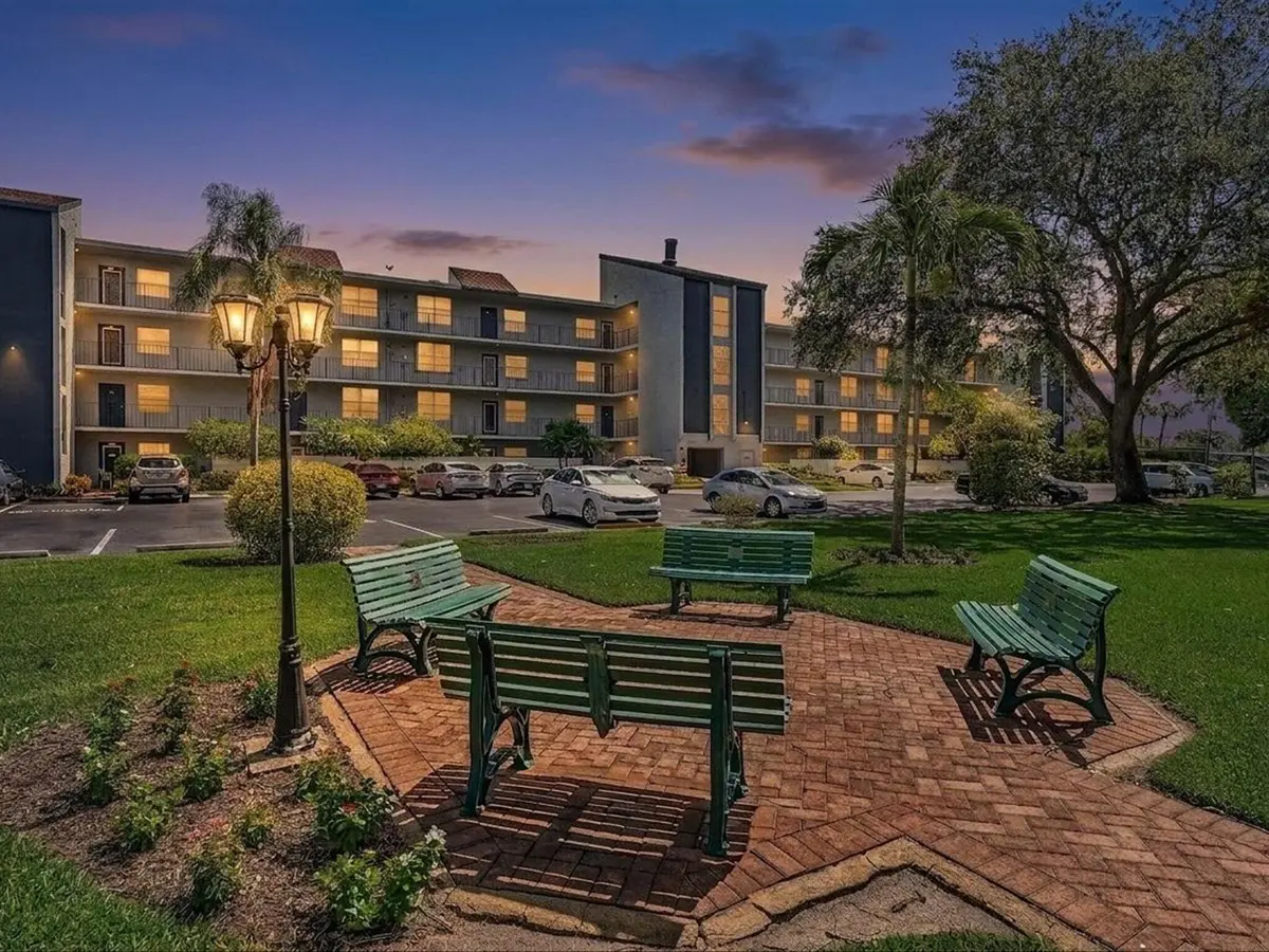 01-Twilight at 14701 Cumberland Drive 3060, Delray Beach
