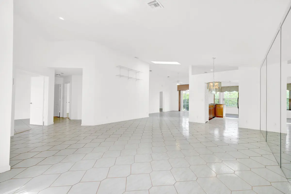 12_Image_7_mls at 8799 Sonoma Lake Boulevard, Boca Raton