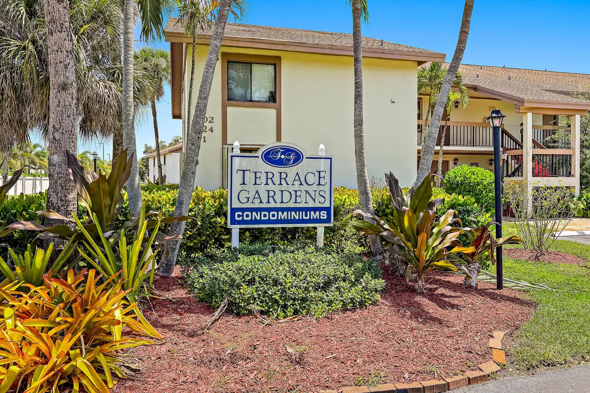 001-844NWForkRd-Stuart-FULL at 844 NW FORK Road, Stuart