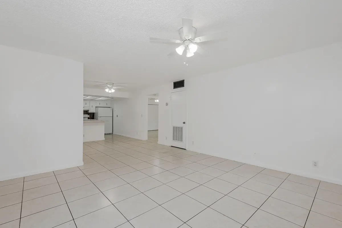 0-7 at 8830 W SAMPLE Road 8, Coral Springs