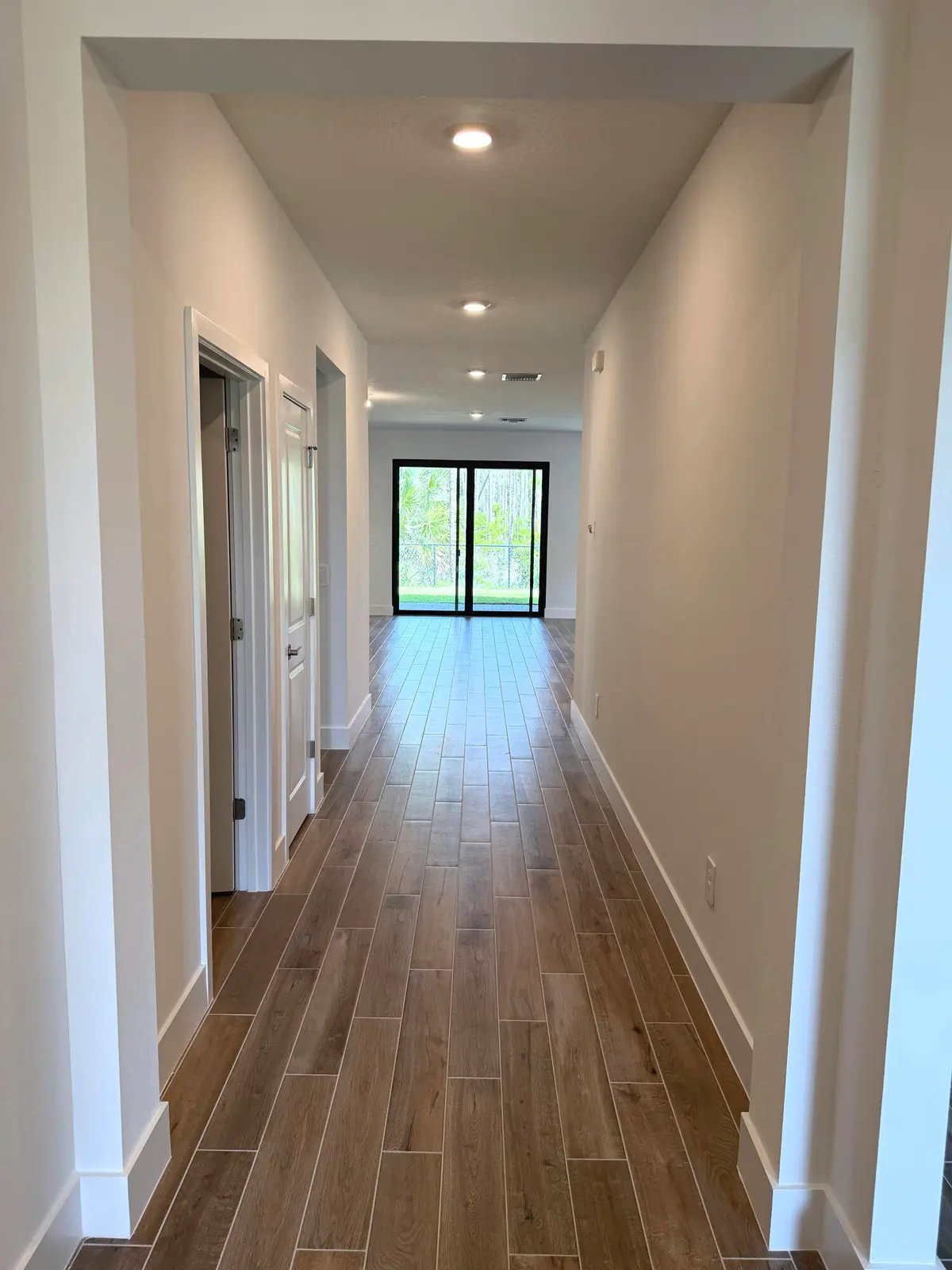 Lot 6 entrance at 6550 SE Park Trace Drive, Stuart