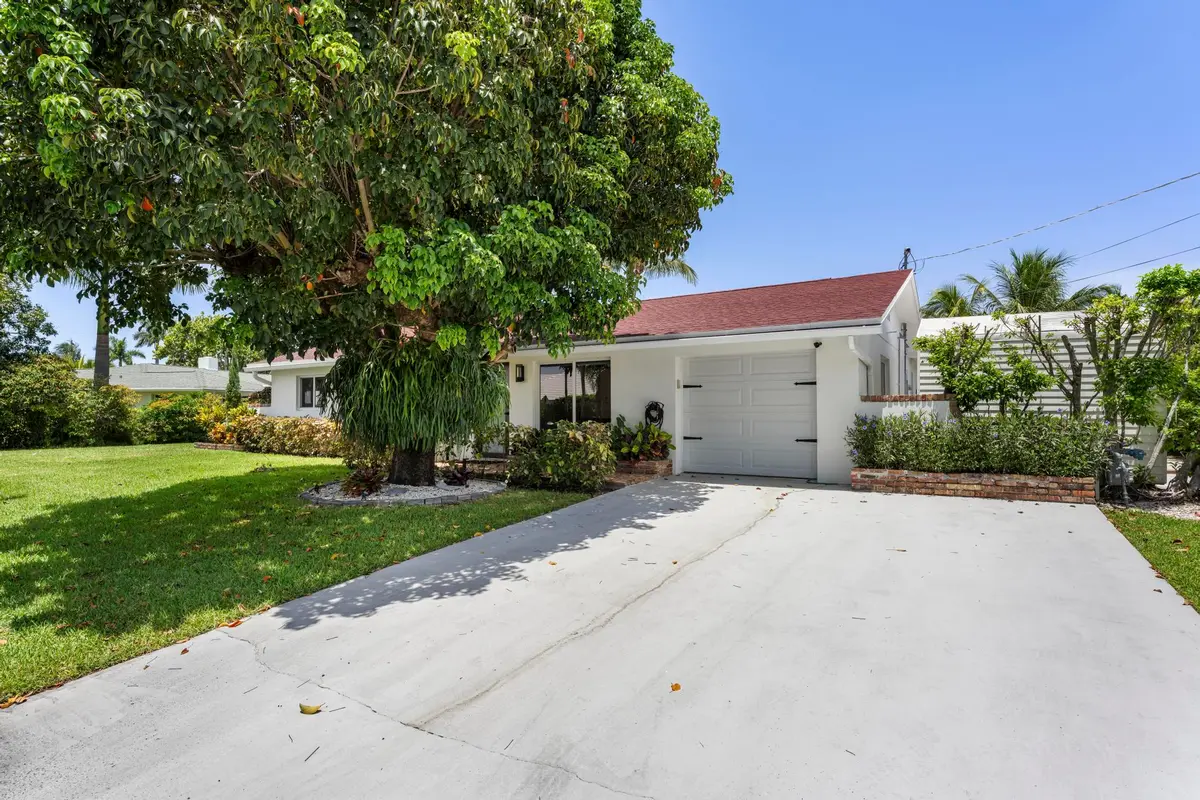 Front at 8416 Pine Tree Lane, Lake Clarke Shores