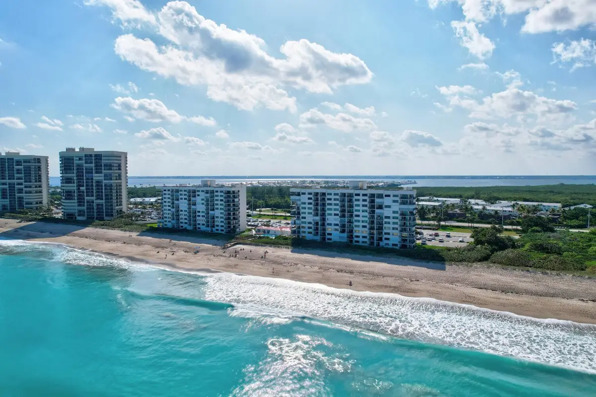9400 S Ocean Dr Apt 108 Jensen-large-050 at 9400 S Ocean Drive 807, Jensen Beach