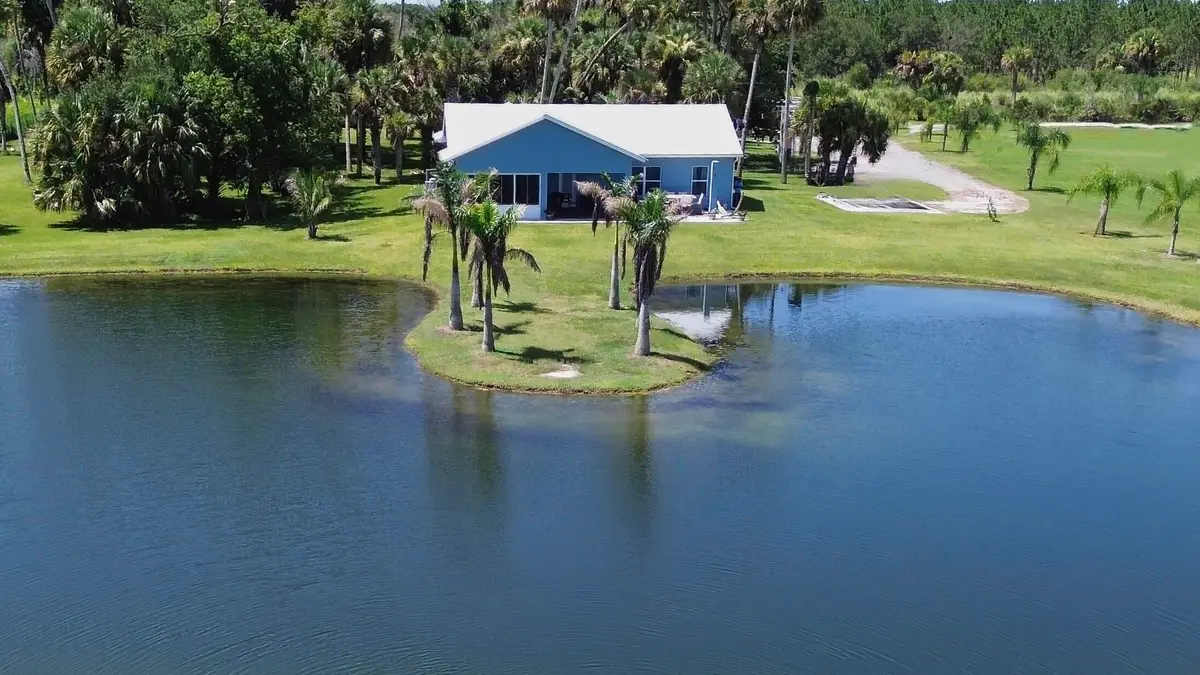 18601 Orange Avenue, Fort Pierce, FL – photo 3