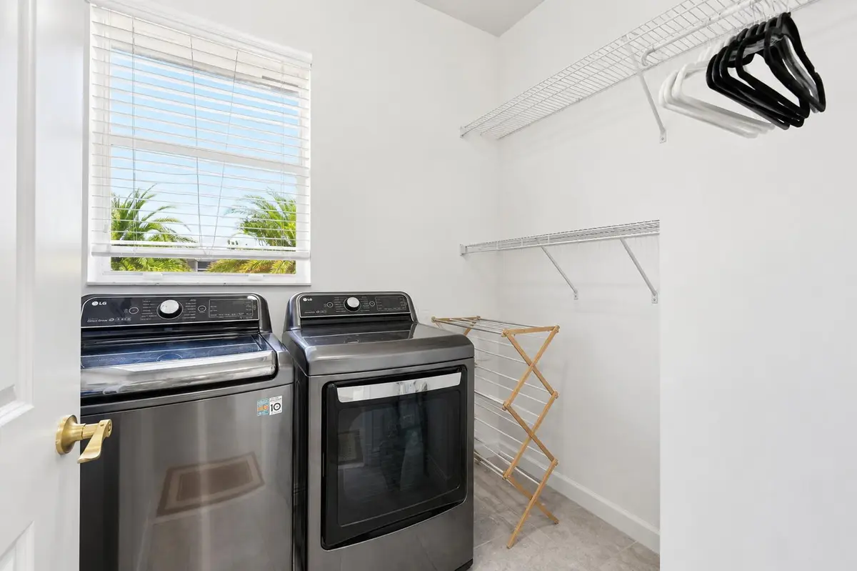 Laundry at 6993 Pines Circle, Coconut Creek
