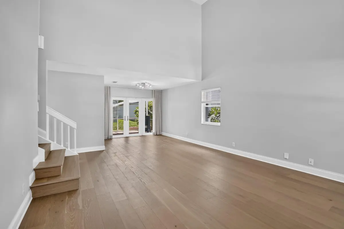 4-web-or-mls-_A7A0447 at 9444 NW 8th Circle, Plantation