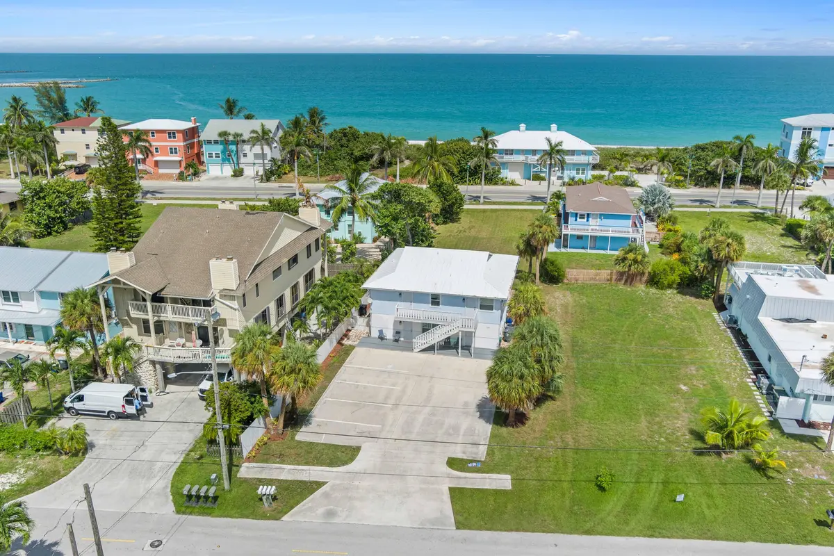 MAX_1015_Decluttered at 336 Hernando Street Unit D, Fort Pierce