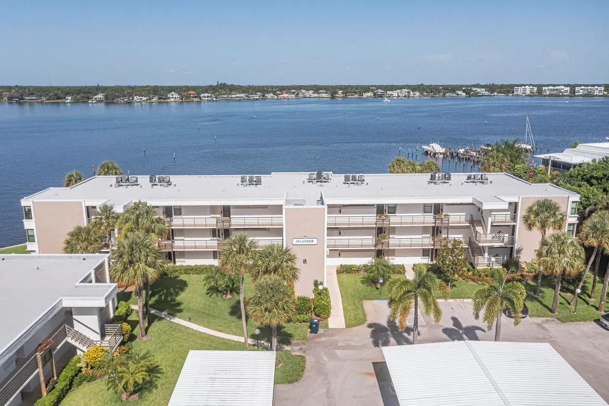 1950 SW Palm City Road Apt 8-203, Stuart, FL – photo 1