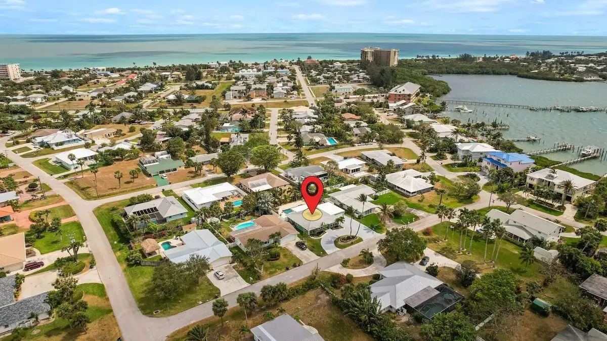 3ffvh59i at 608 Malabar Avenue, Fort Pierce