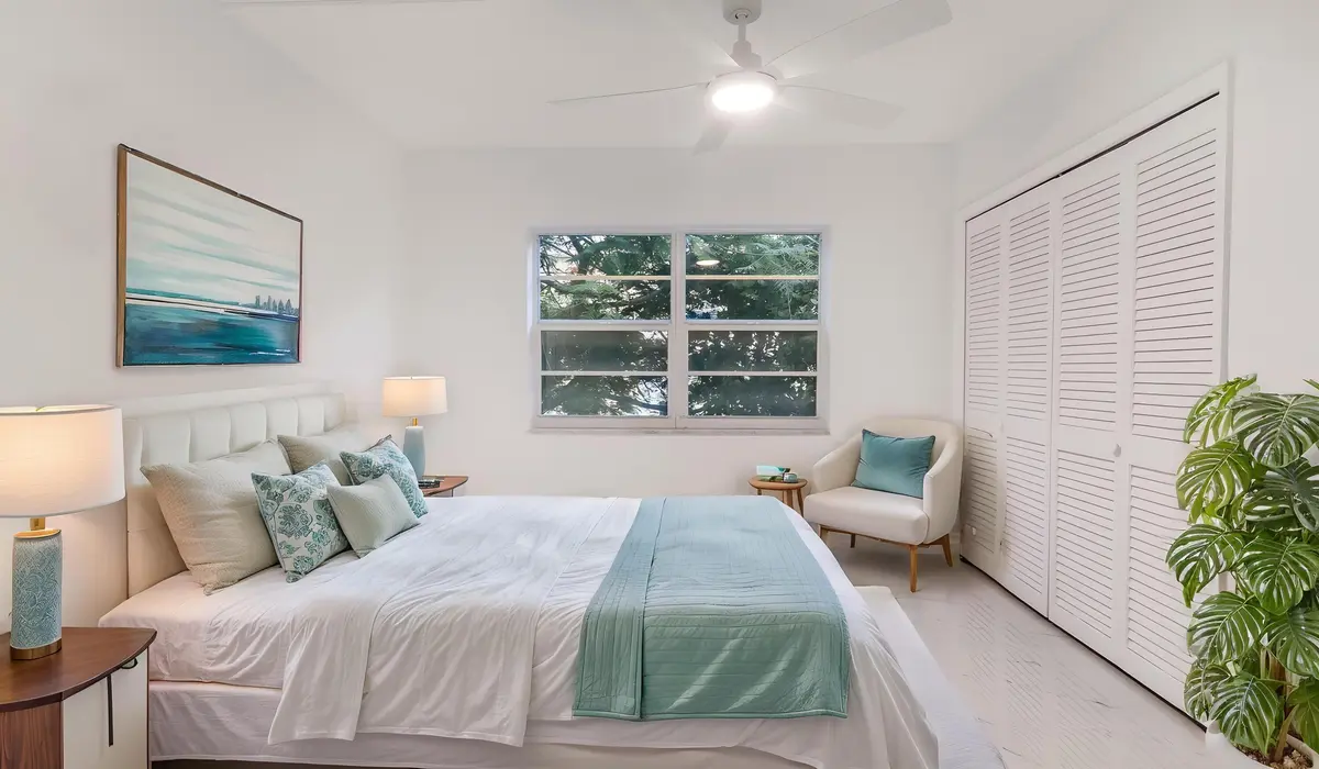 9-print-DSC06275 virtually staged at 3000 N PALM AIRE Drive 407, Pompano Beach