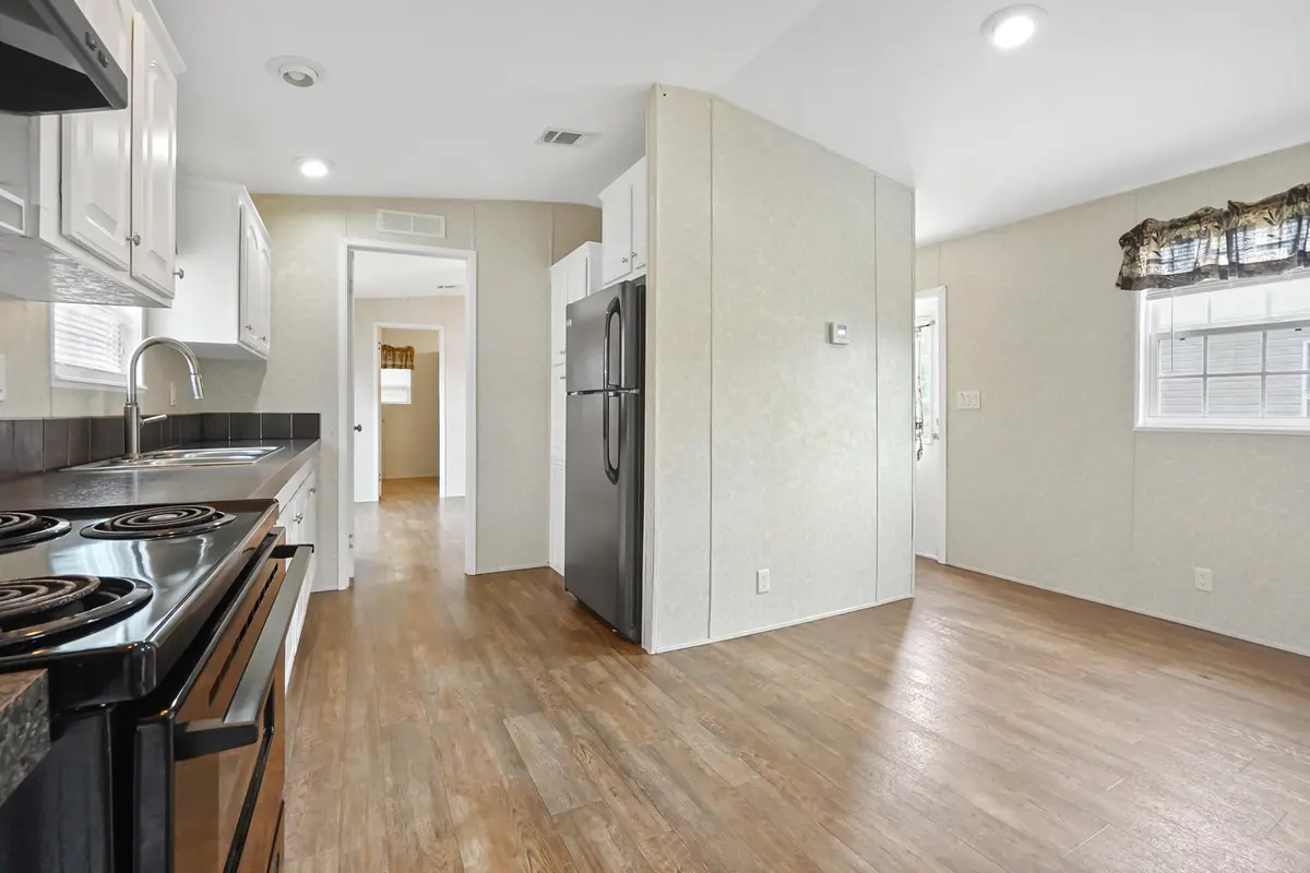 14 kitchen 02 at 8333 SE Sandy Lane, Hobe Sound