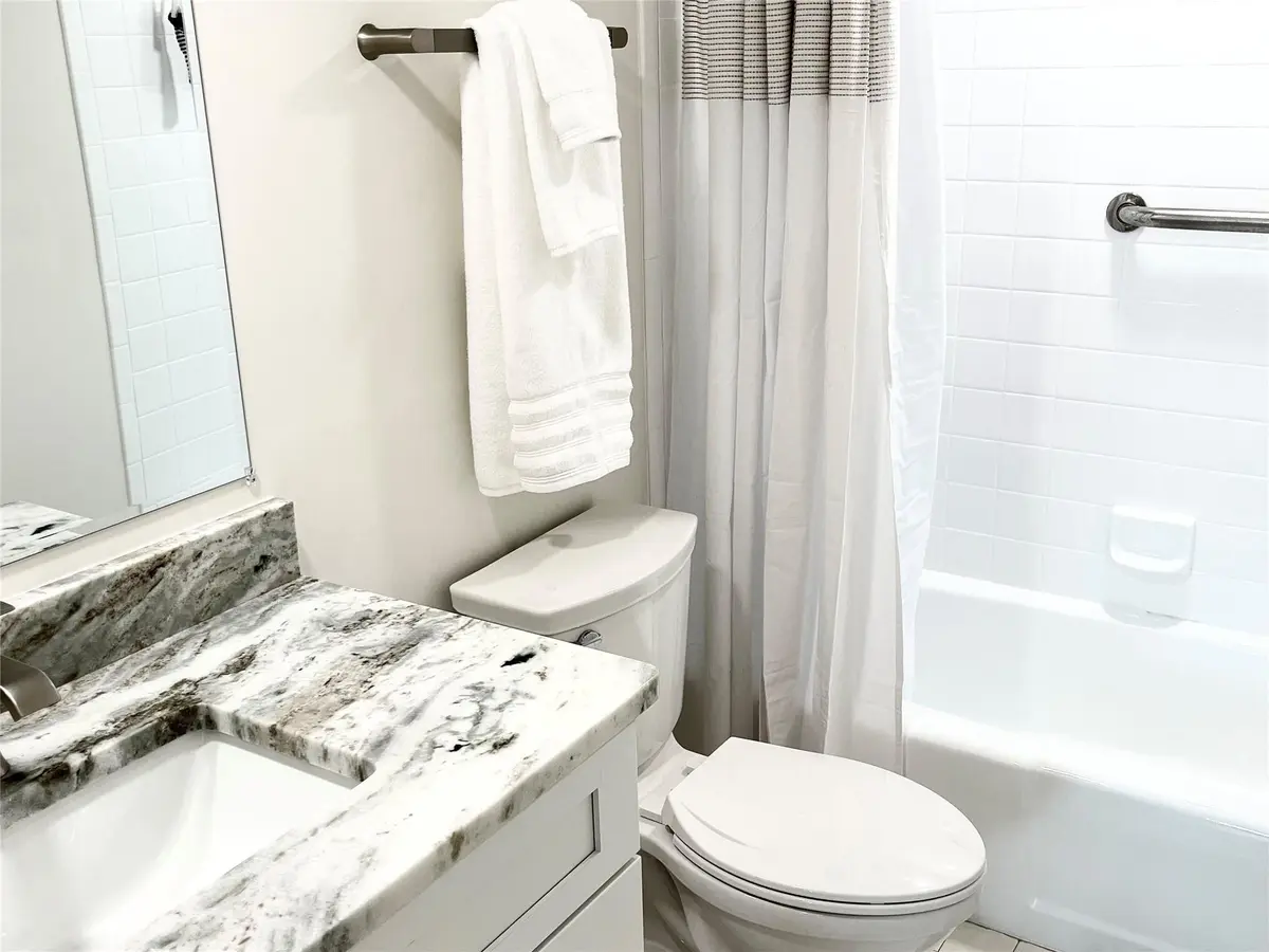 Photo 5 at 40 NE PLANTATION Road 410, Hutchinson Island